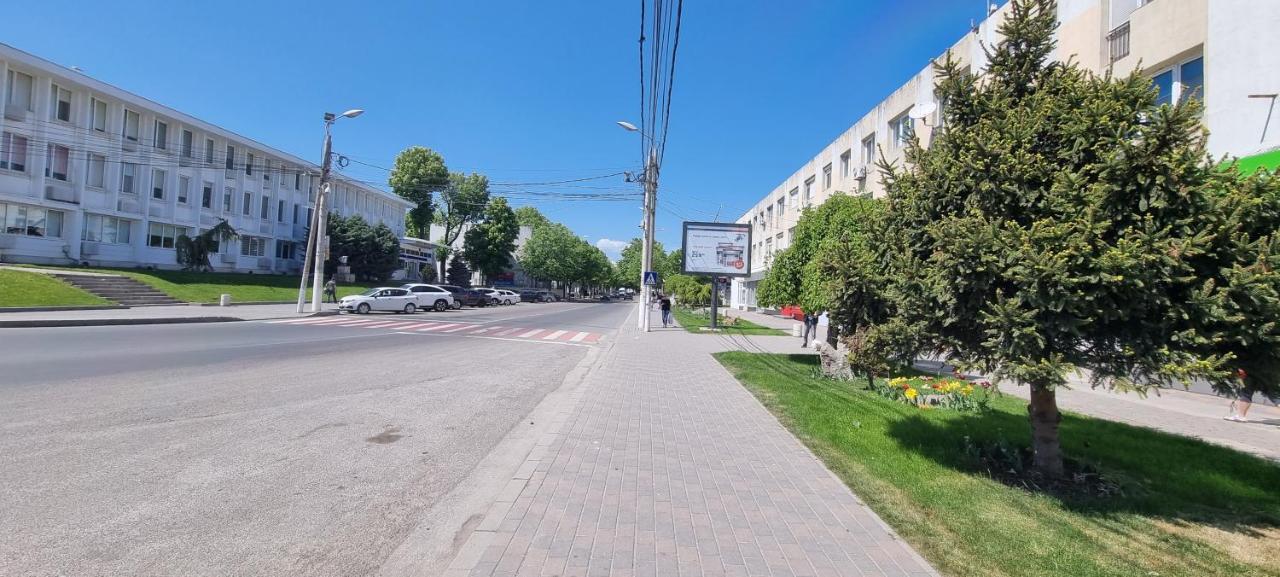 Central Apartament La Malul Marii 3 Camere & Living Mangalia Exterior photo