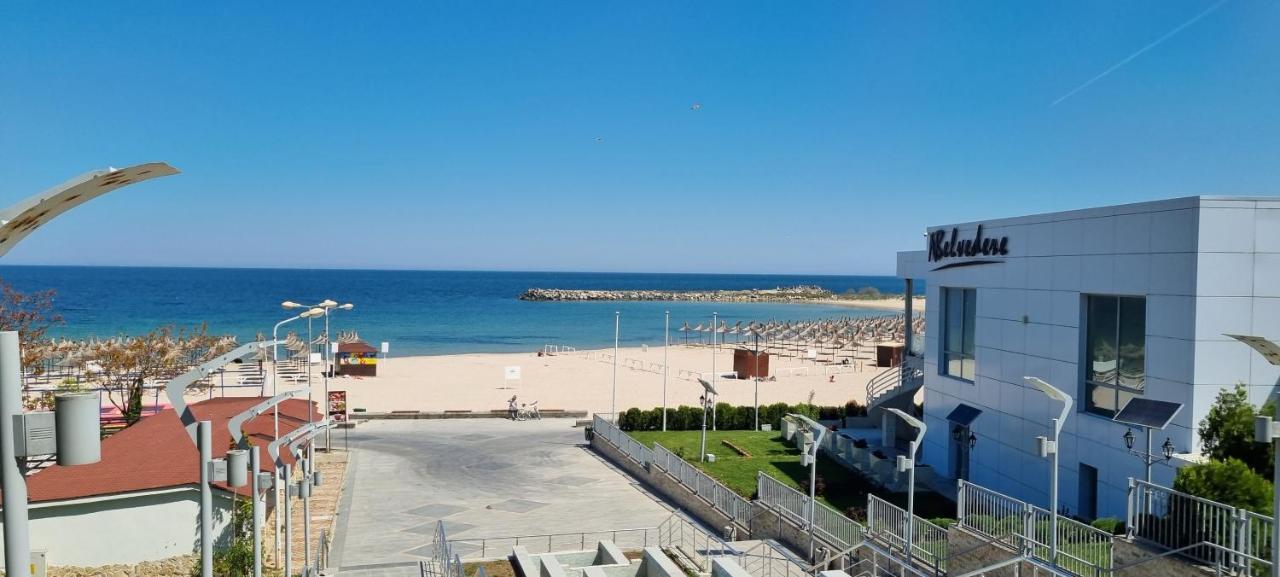 Central Apartament La Malul Marii 3 Camere & Living Mangalia Exterior photo